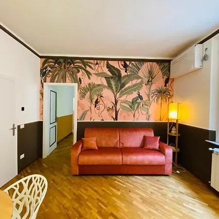 Blom Apartmán *