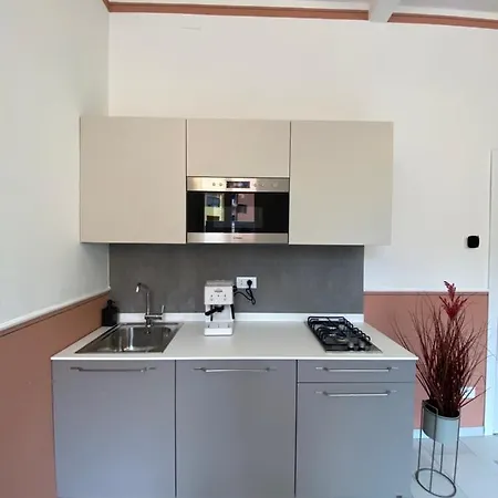 Blom Apartment Pisa