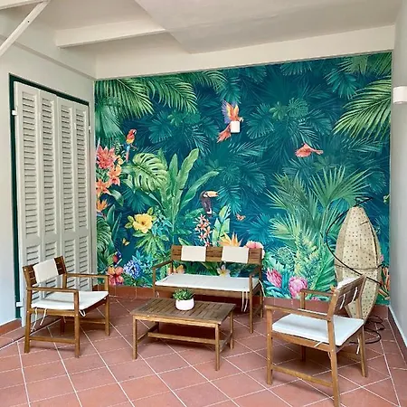 Apartment Blom *